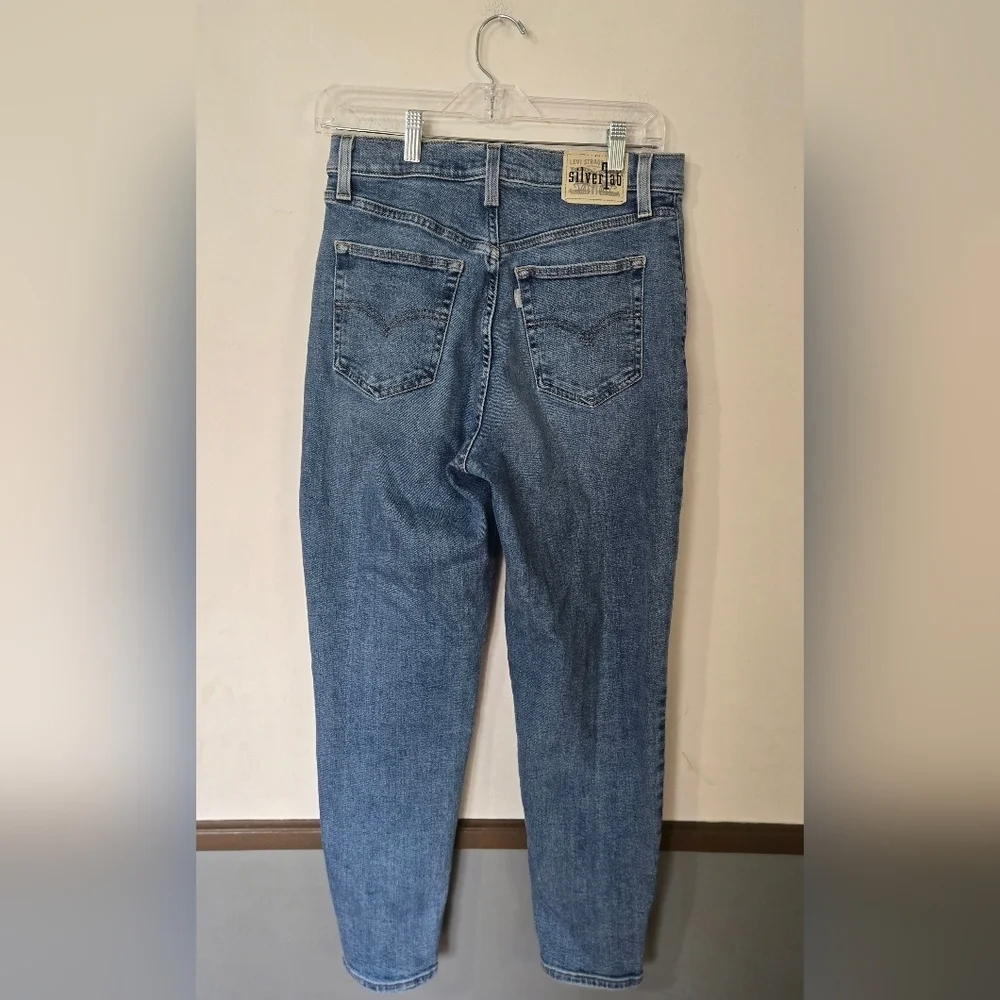 Levi's SilverTab Jeans Womens Size 28 Mom Jean Blue Denim Skinny High Waisted - Picture 2 of 9